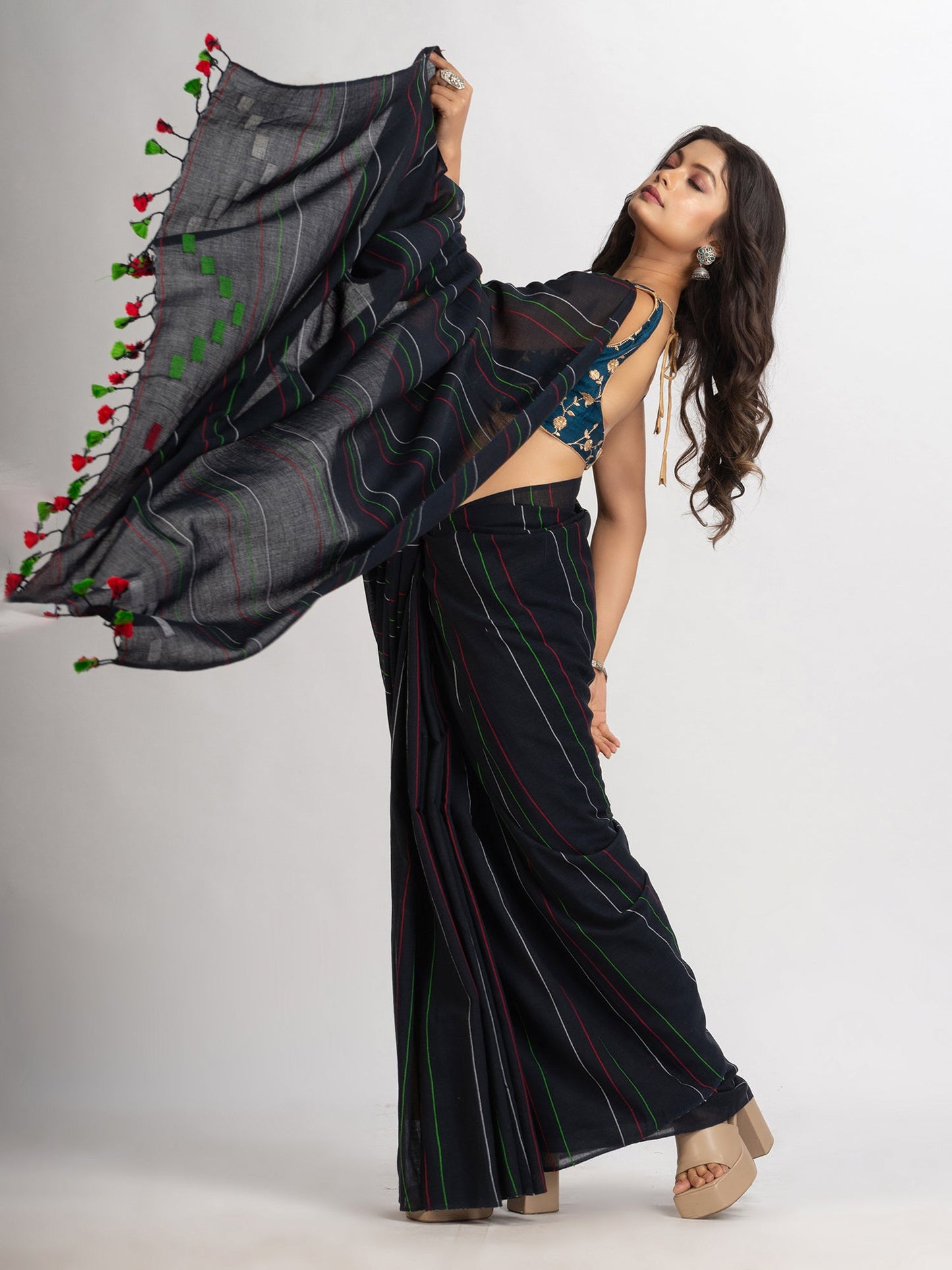 Women's Black Handwoven Cotton Jamdani handloom Saree