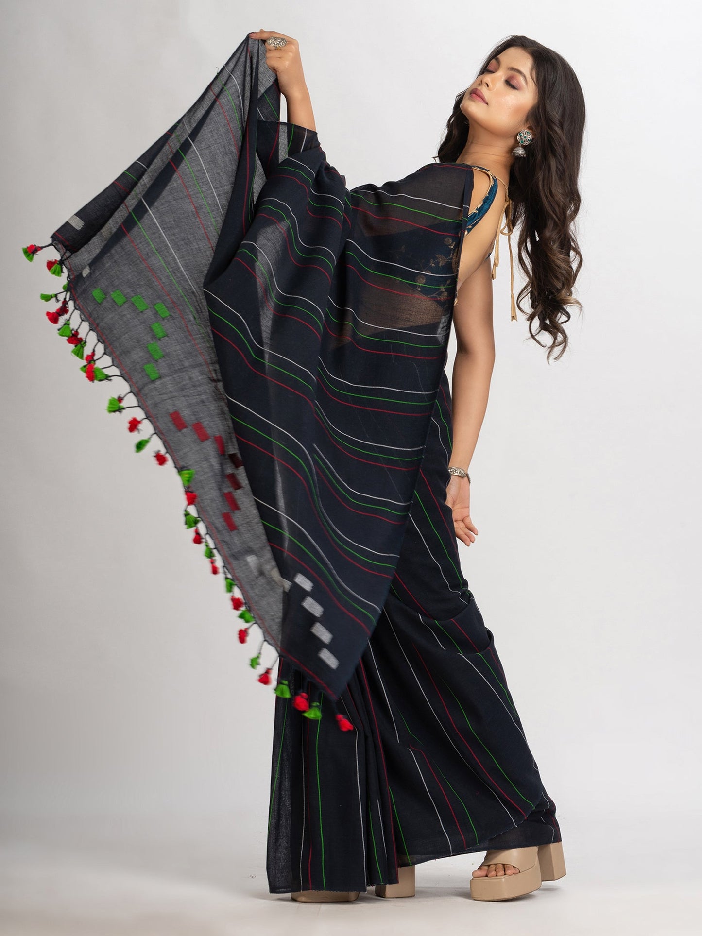 Women's Black Handwoven Cotton Jamdani handloom Saree