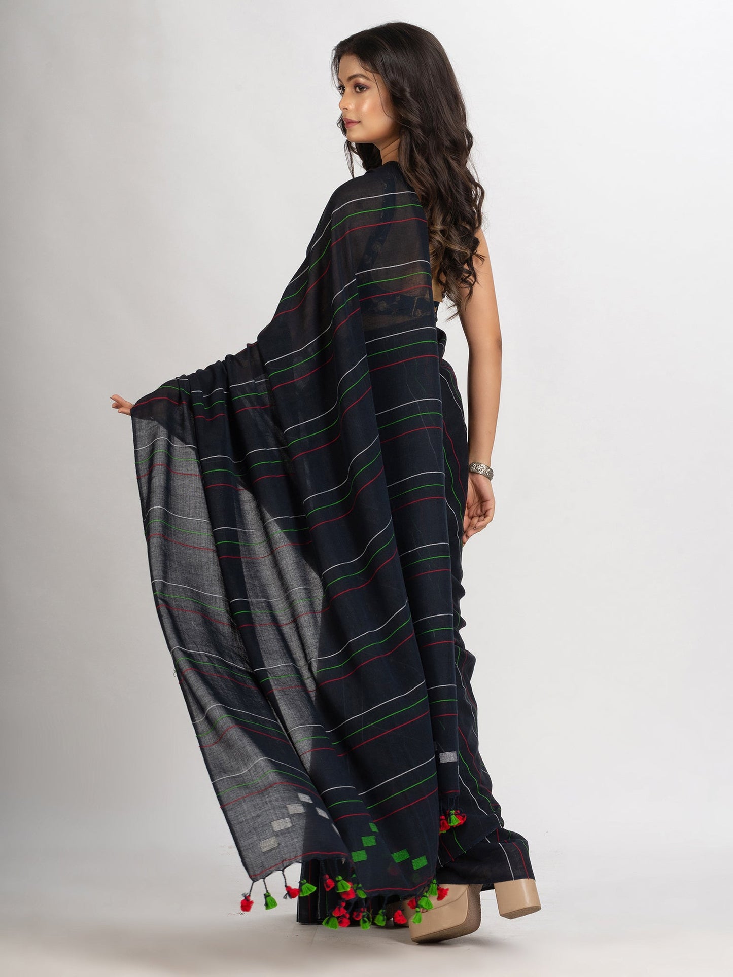 Women's Black Handwoven Cotton Jamdani handloom Saree