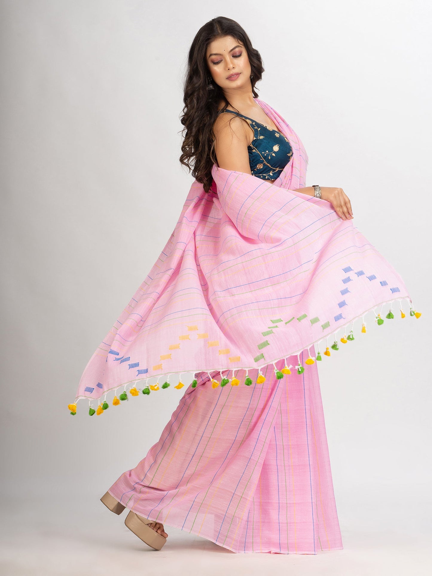Women's Pink Handwoven Cotton Jamdani handloom Saree
