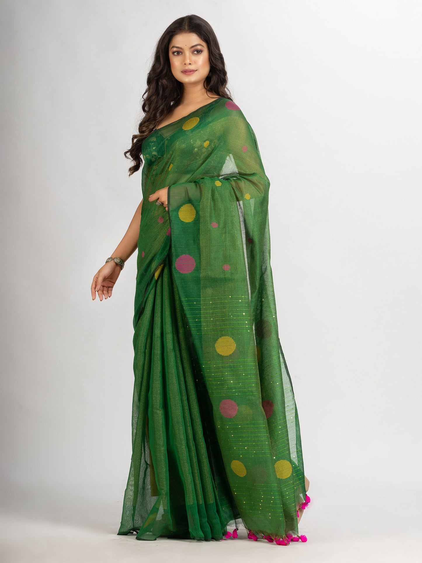 Women's Green Handweven Cotton Blend Jamdani handloom Saree
