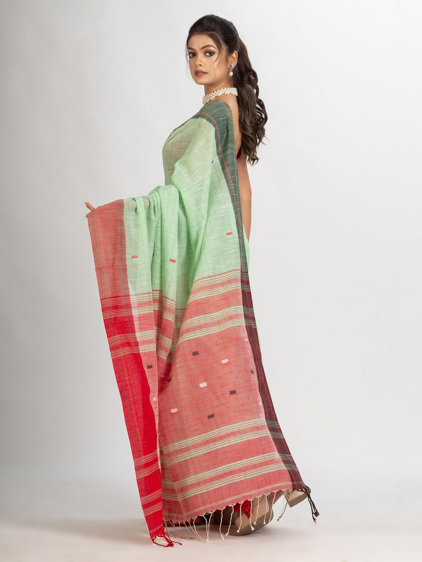 Women's Light Green Handwoven Cotton Jamdani handloom Saree