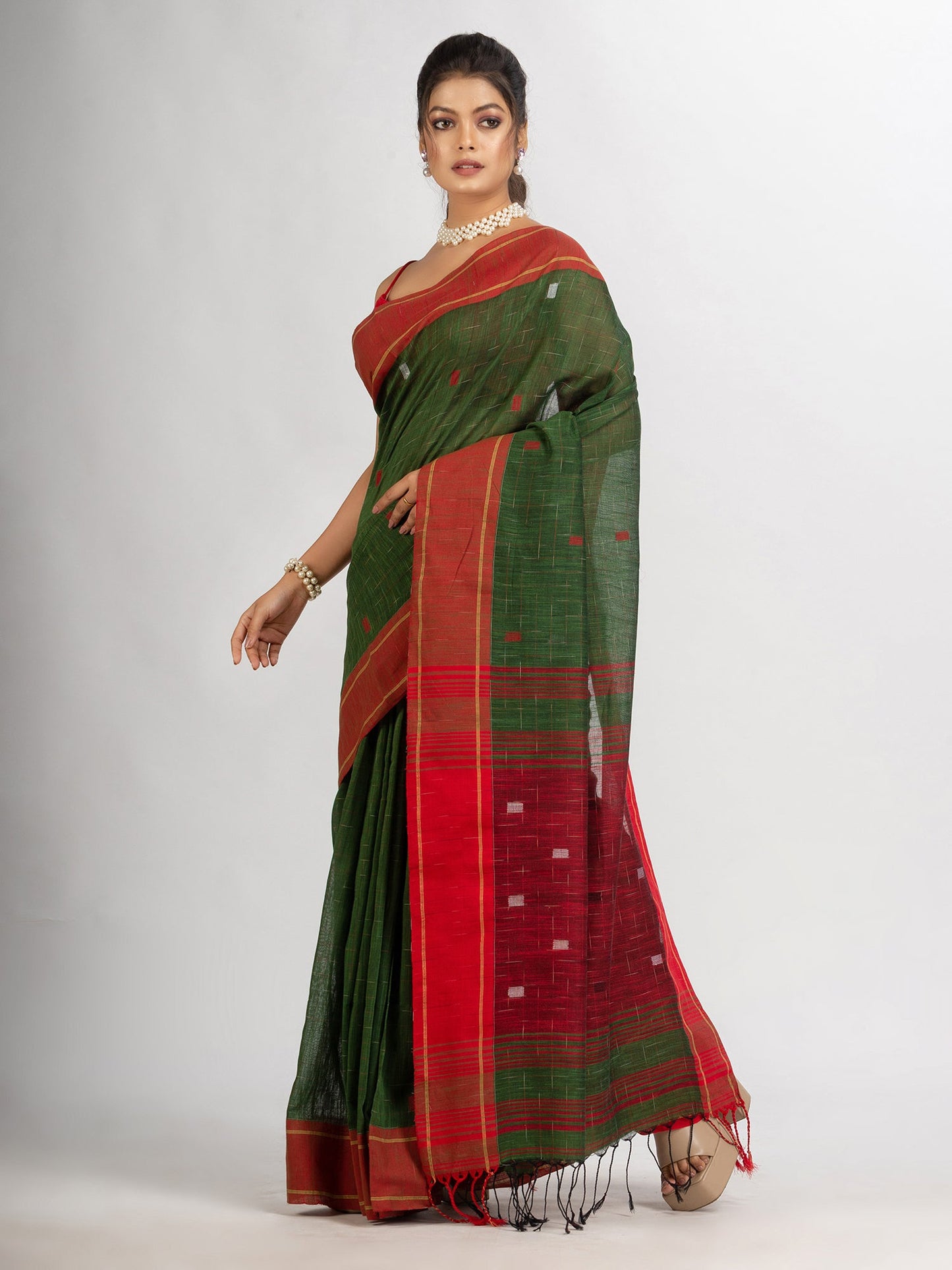Women's Battle Green Handwoven Cotton Jamdani handloom Saree