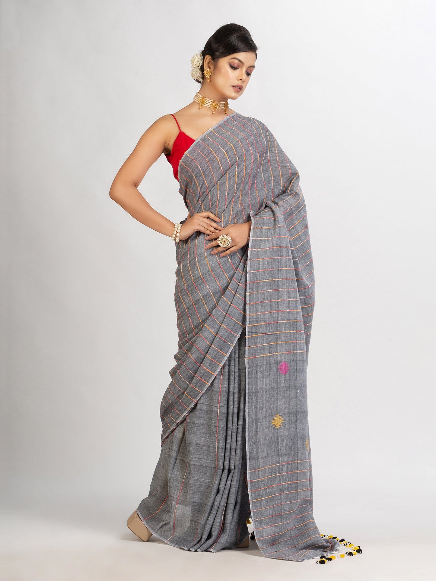 Women's Grey Handwoven Cotton Jamdani handloom Saree