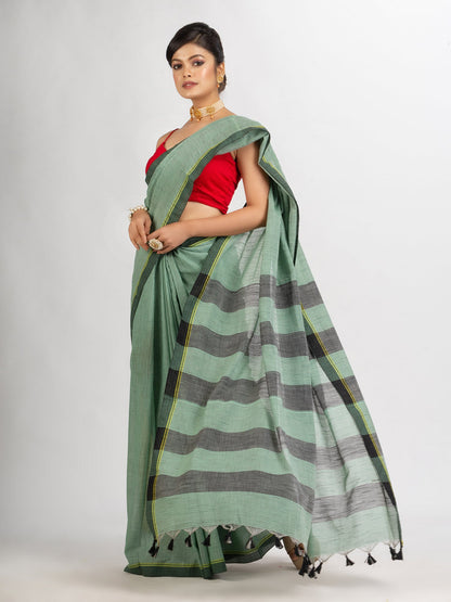 Women's Green And Black Cotton Check Handloom Saree