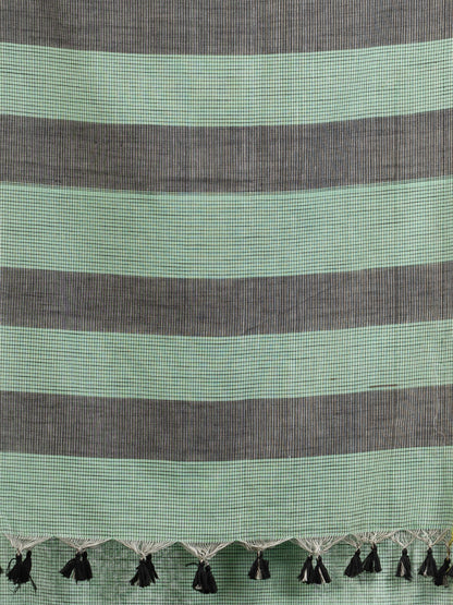 Women's Green And Black Cotton Check Handloom Saree