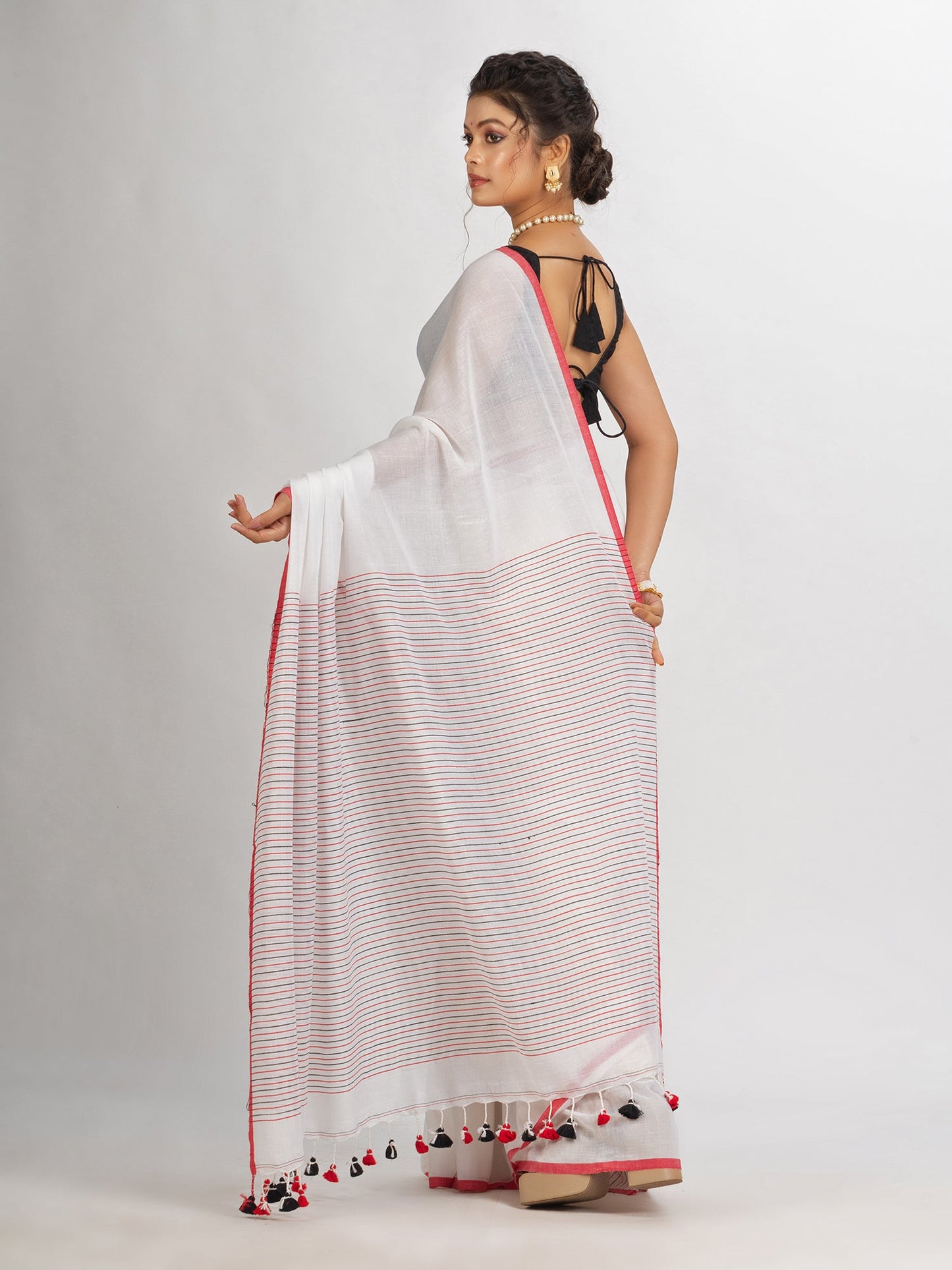 Women's White Handwoven Cotton Stipe handloom Saree