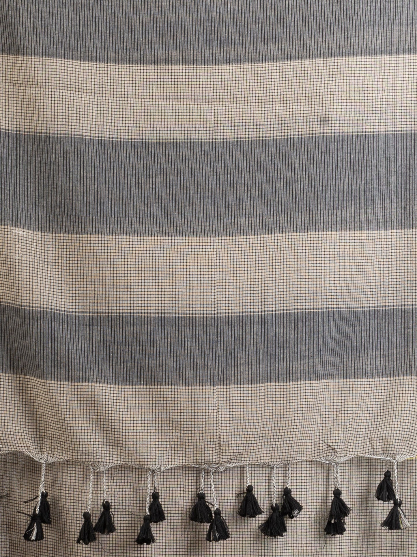 Women's Brown And Black Cotton Check Handloom Saree