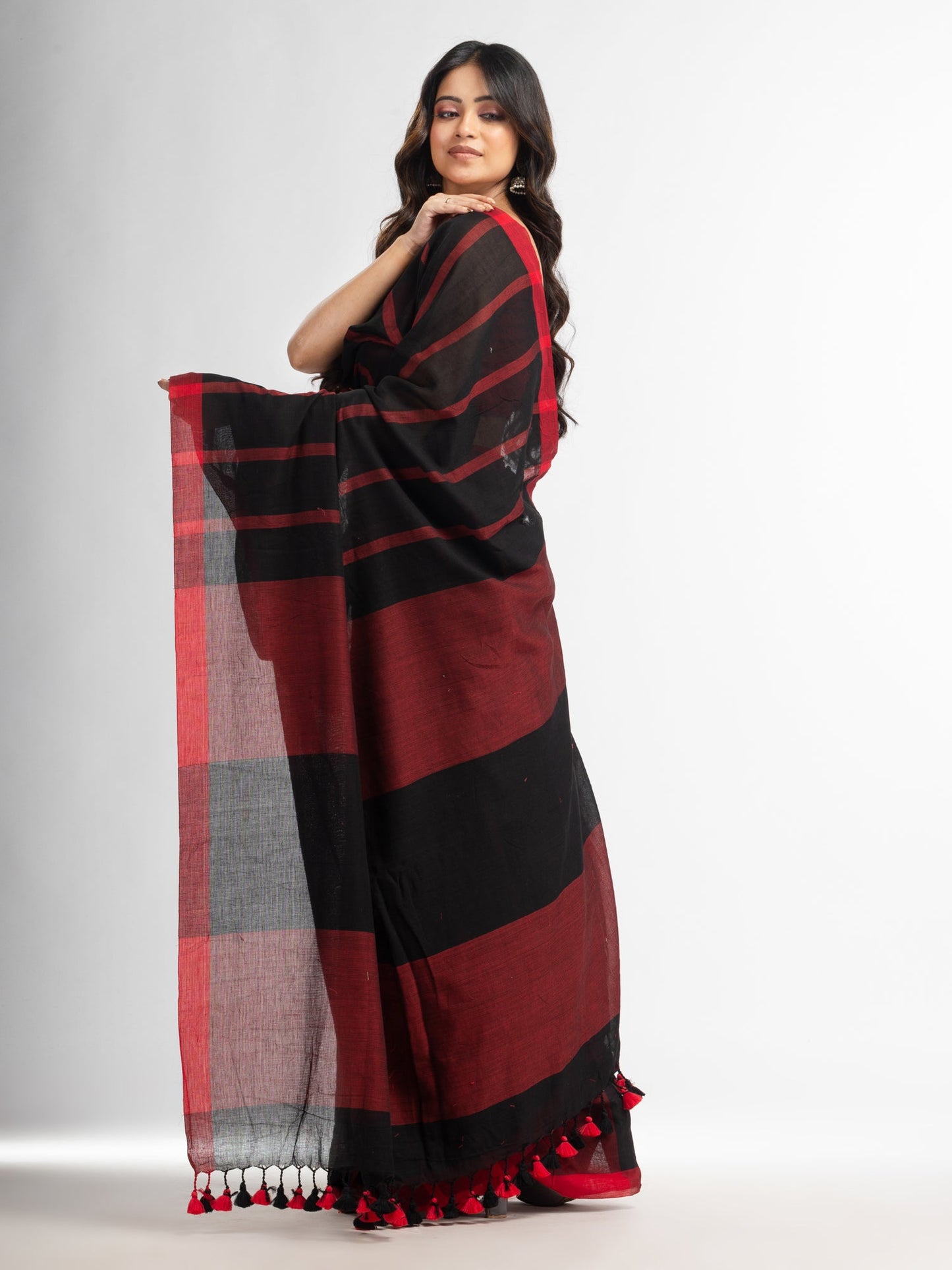 Women's Black all body red strip moklin red border handwoven maslight saree