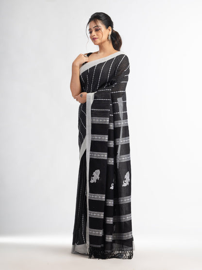 Women's Black all body small fish design with fish design pallu in solid border handwoven cotton saree