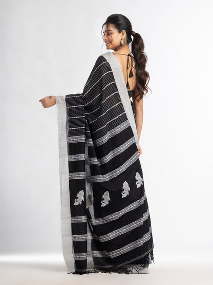 Women's Black all body small fish design with fish design pallu in solid border handwoven cotton saree