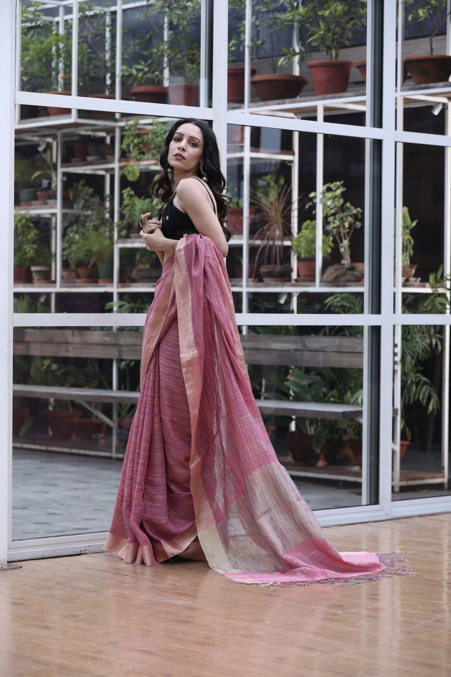 Women's Pink handwoven linen saree