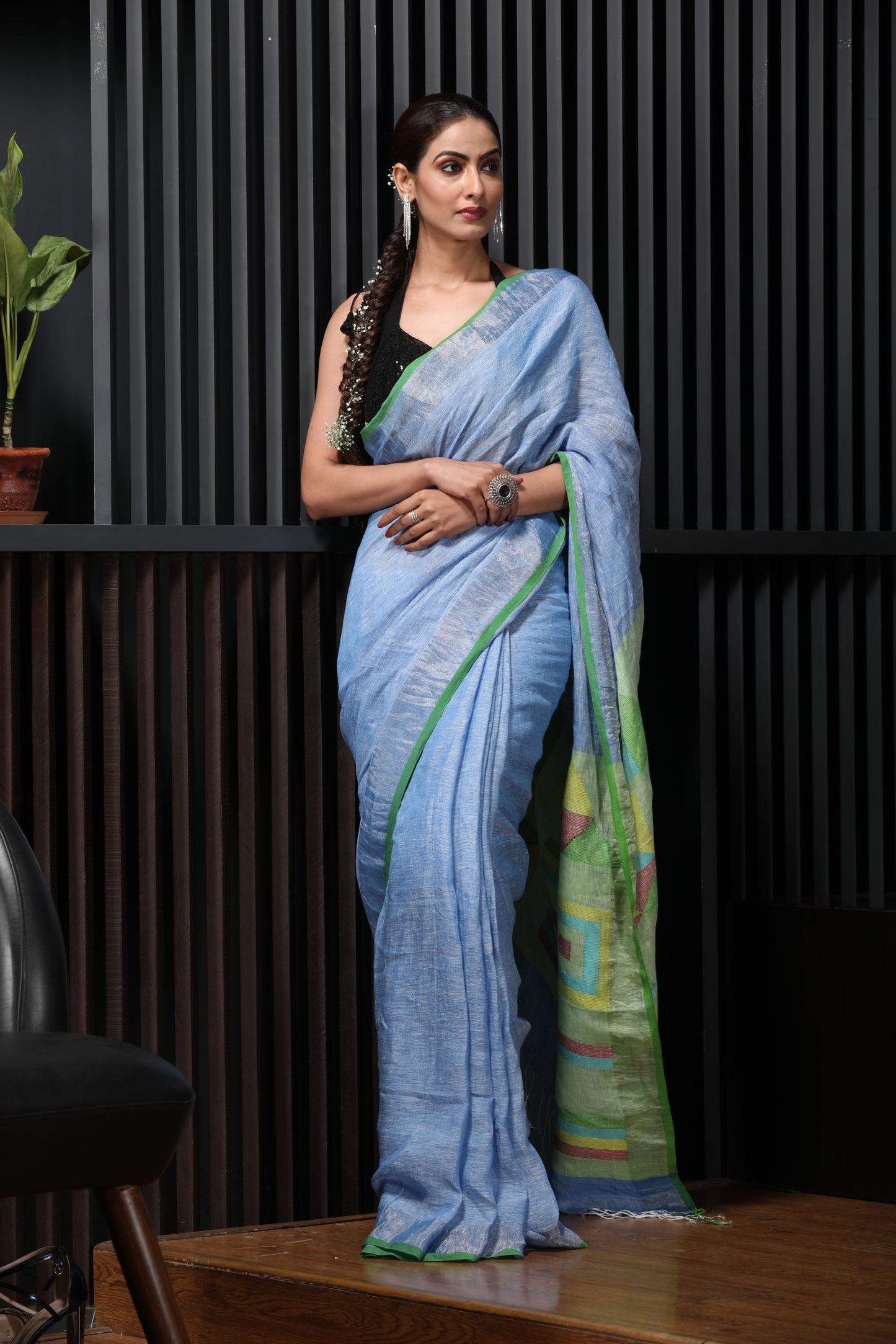 Women's Bleu handwoven linen saree