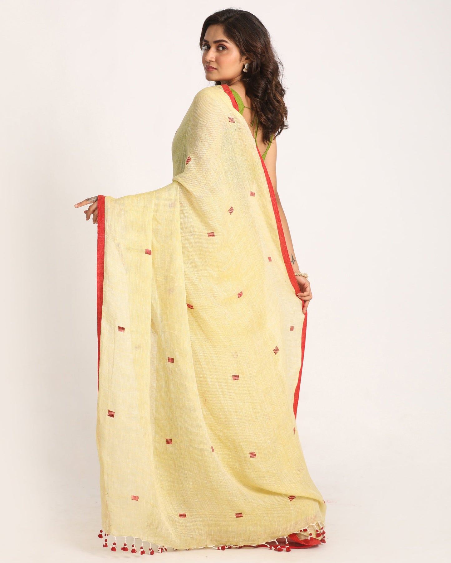 Women's Light Lemon Traditional Handloom Linen Jamdani Saree