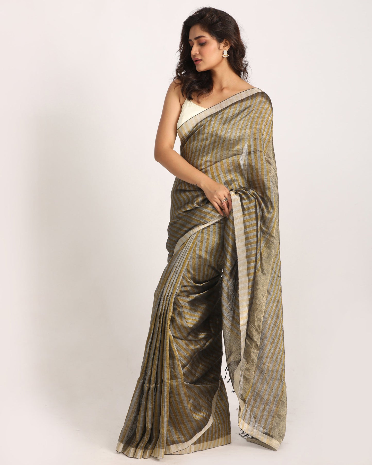 Women's Golden Silver Check Traditional Handloom Tissue Linen Saree
