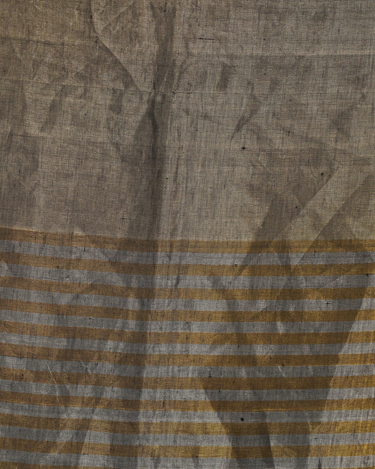 Women's Golden Silver Check Traditional Handloom Tissue Linen Saree