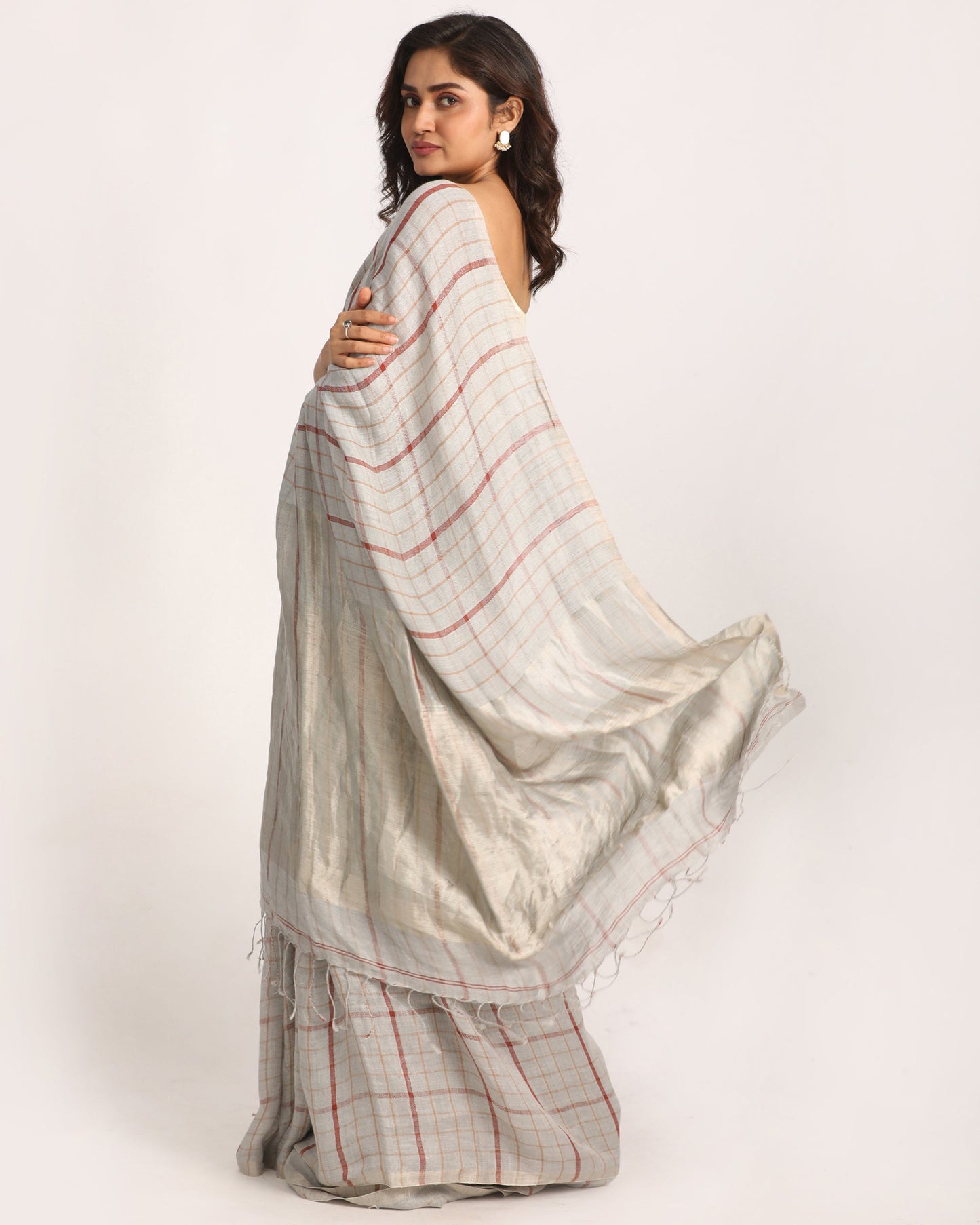 Women's Silver Grey Traditional Handloom Check Linen Saree