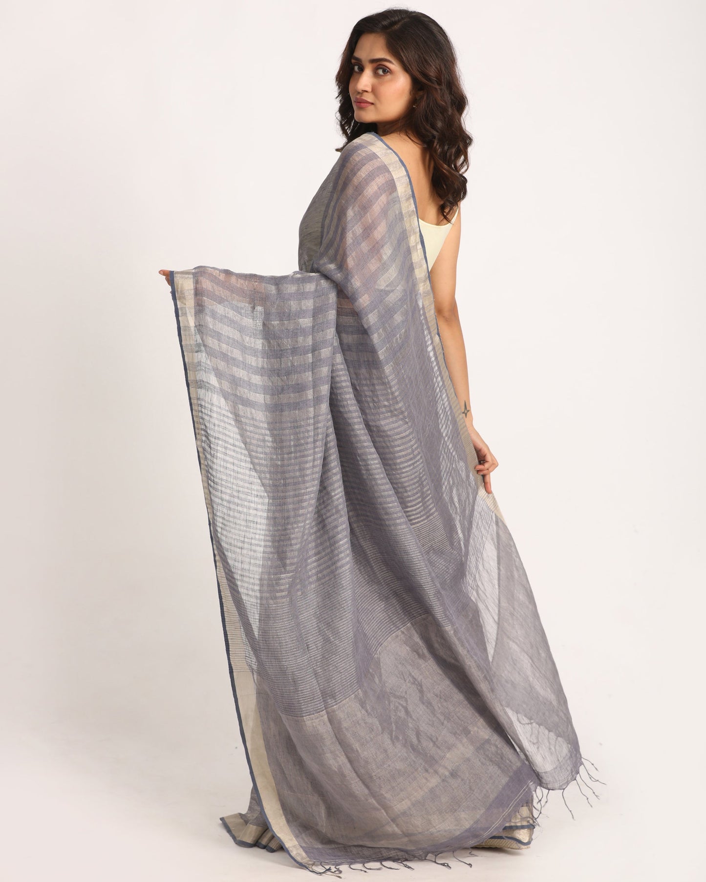 Women's Grey Blue Check Traditional Handloom Linen Saree