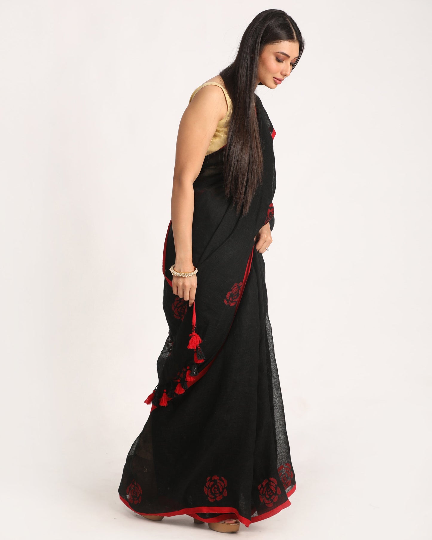 Women's Black Traditional Handloom Linen Jamdani Saree
