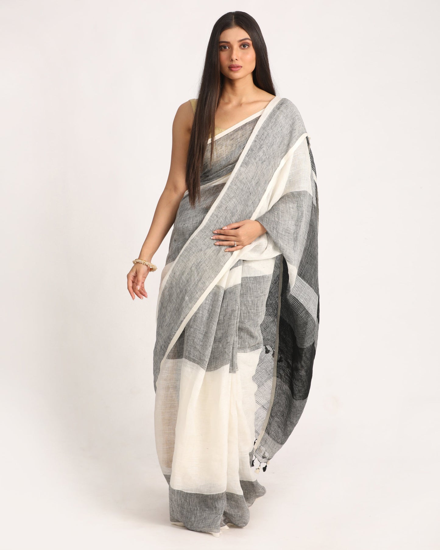 Women's White Black Traditional Handloom Linen Saree