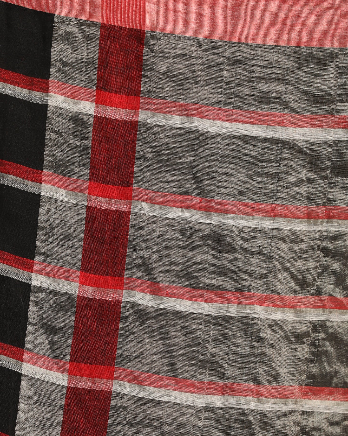 Women's Black Red Traditional Check Linen Handloom Saree