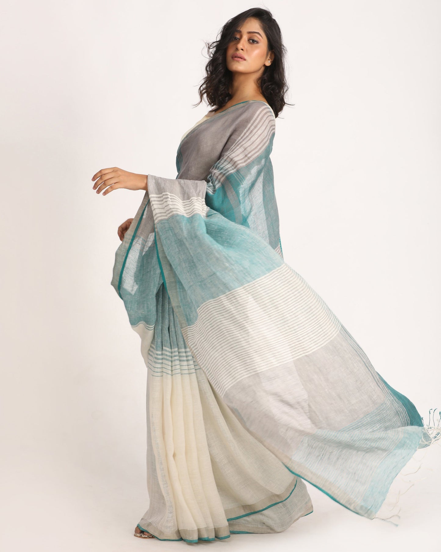 Women's Multicolour Traditional Handloom Check Linen Saree