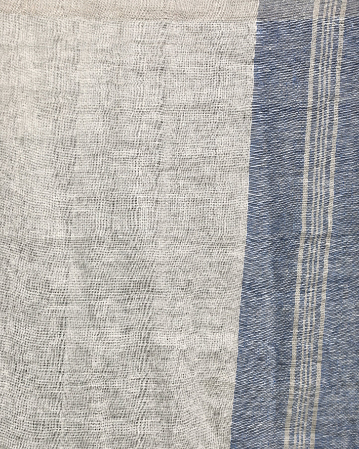 Women's Green Blue Traditional Handloom Check Linen Saree
