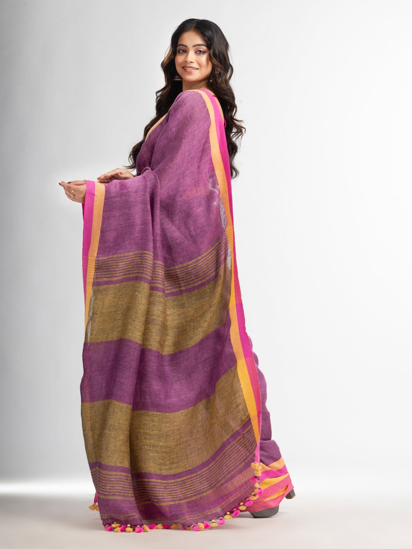 Women's Lipgloss pink in multe colour border handwoven linen saree