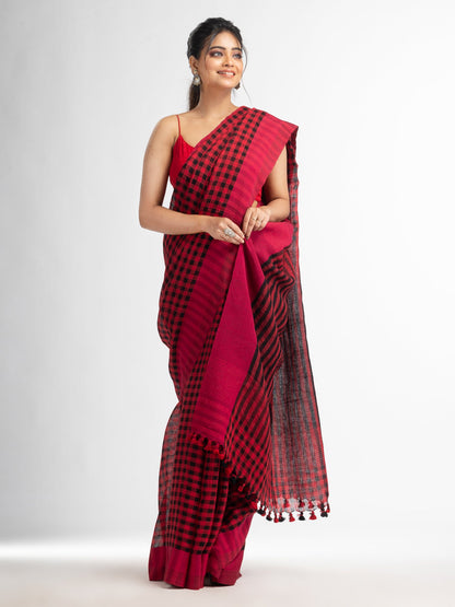 Women's Red and black gamchha check with black pallu in solitd border handwoven linen saree