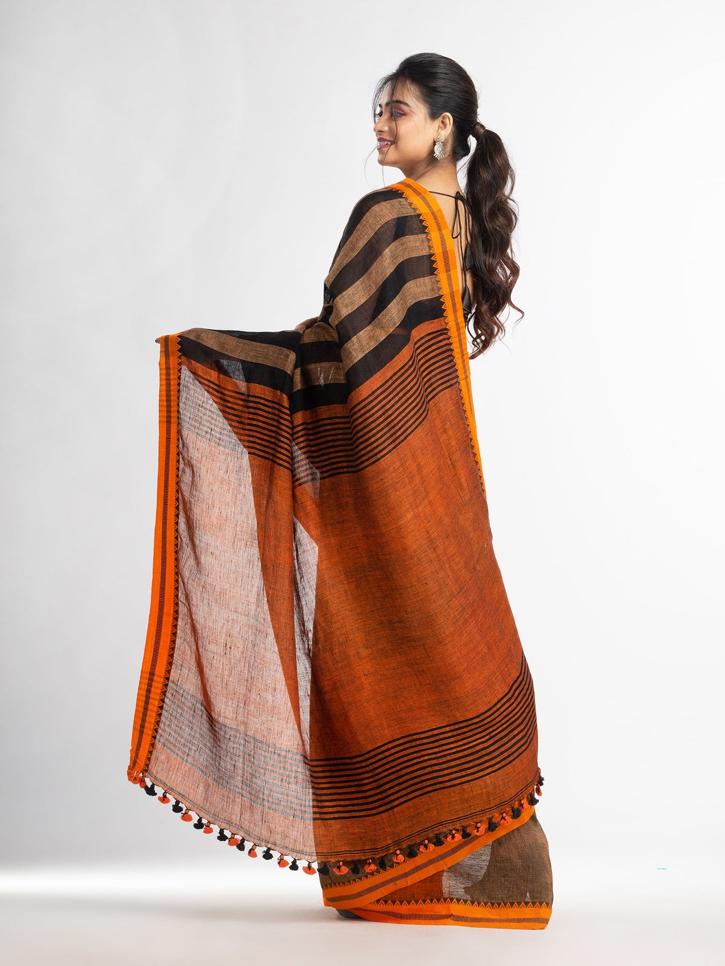 Women's Sunset Brown all body stipe with rust pallu in jacquard boeder handwoven linen saree