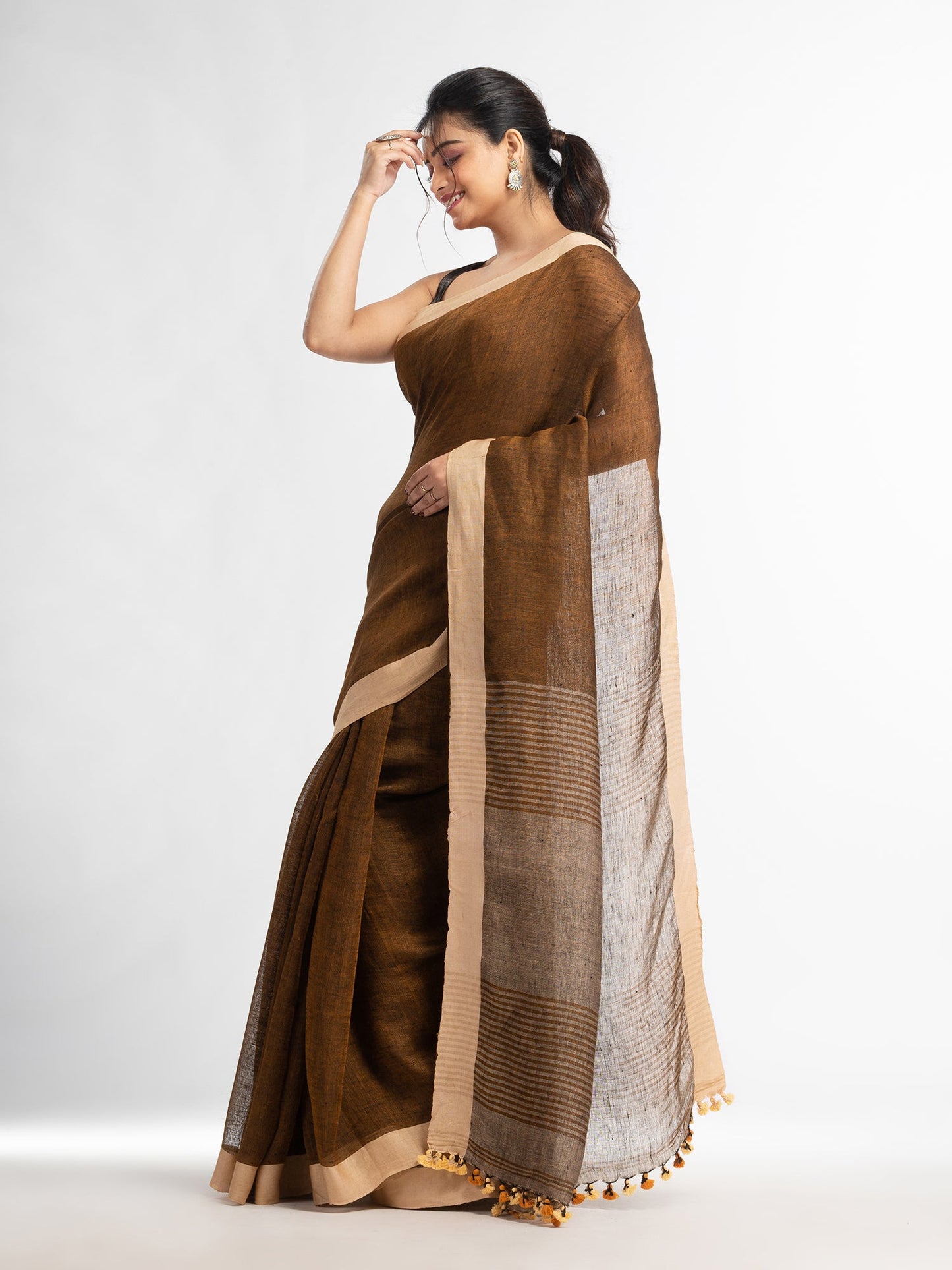 Women's Brown with multi colour pallu in solit boeder handwoven linen saree