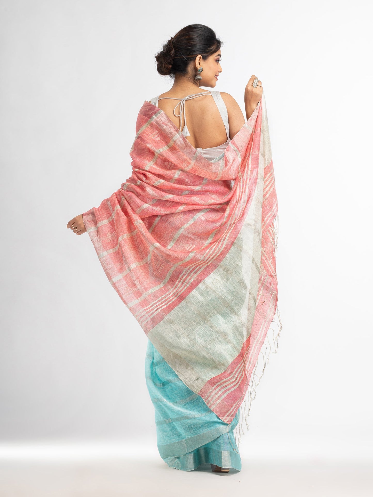 Women's Sky pink half and half ziri check with silver zari pallu in zari border handwoven linen saree