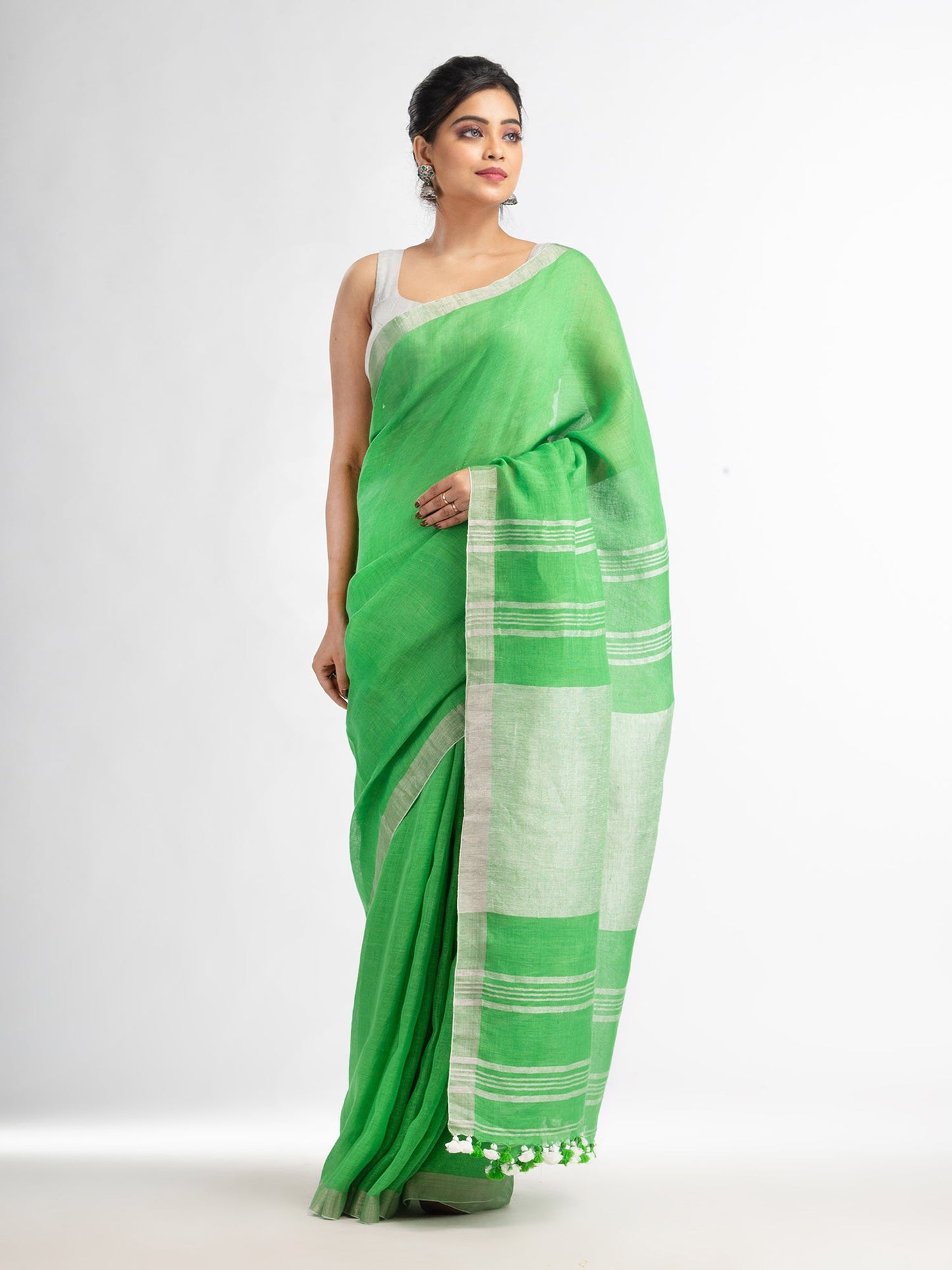Women's Green with silver zari pallu in silver zari border handwoven linen saree