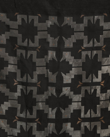 Women's Black Matka Silk Handloom Traditional Jamdani Saree