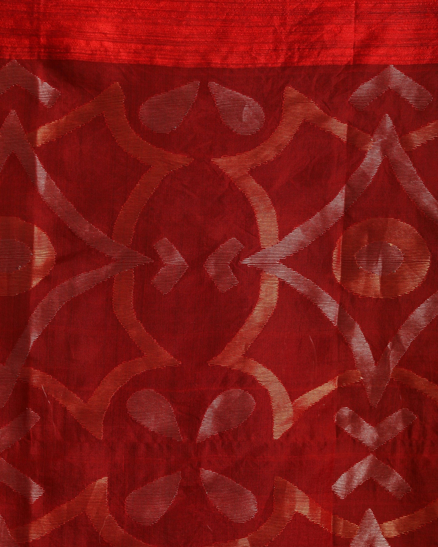 Women's Red Matka Silk Handloom Traditional Sequin Jamdani Saree