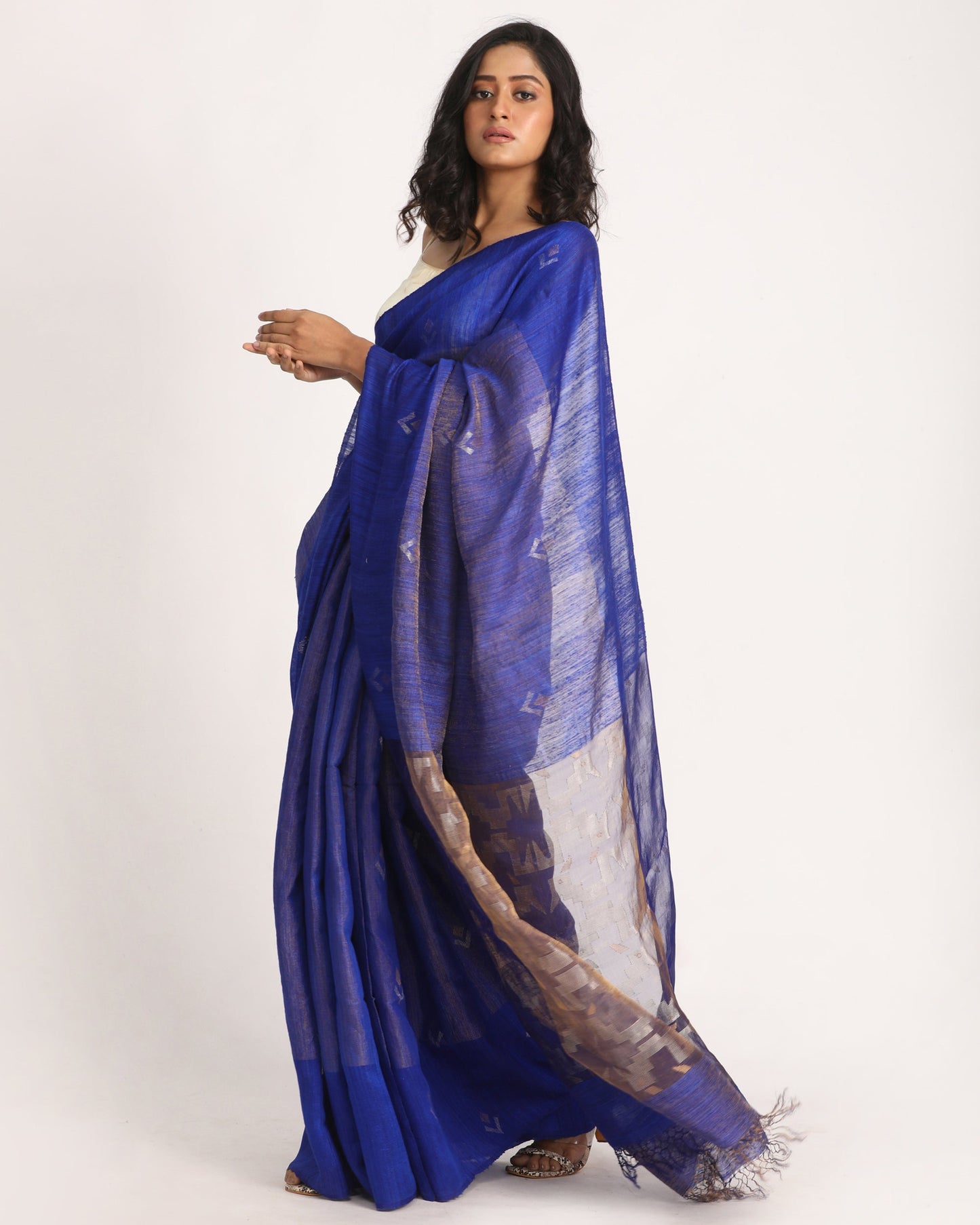 Women's Royel Blue Matka Silk Handloom Traditional Jamdani Saree