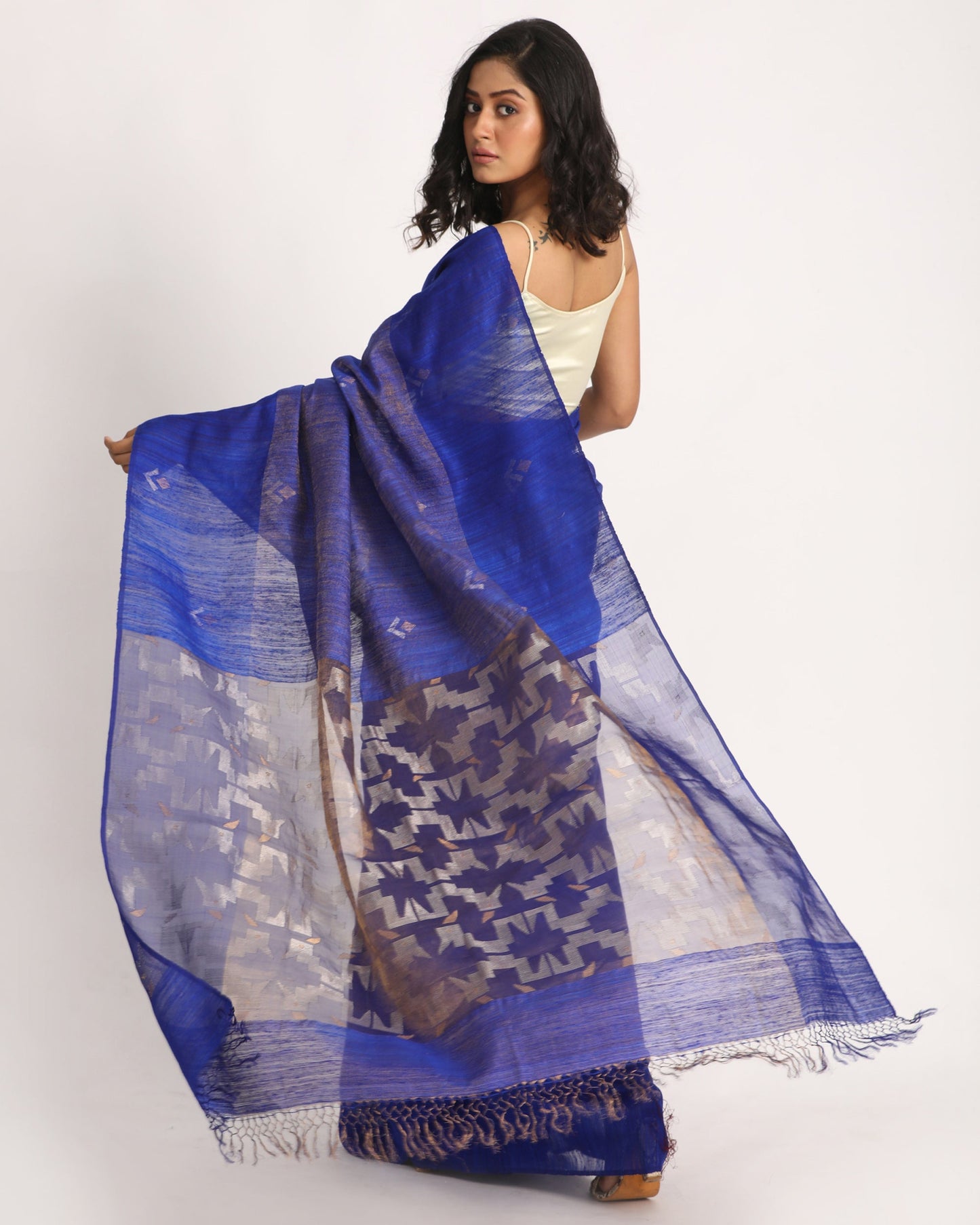Women's Royel Blue Matka Silk Handloom Traditional Jamdani Saree