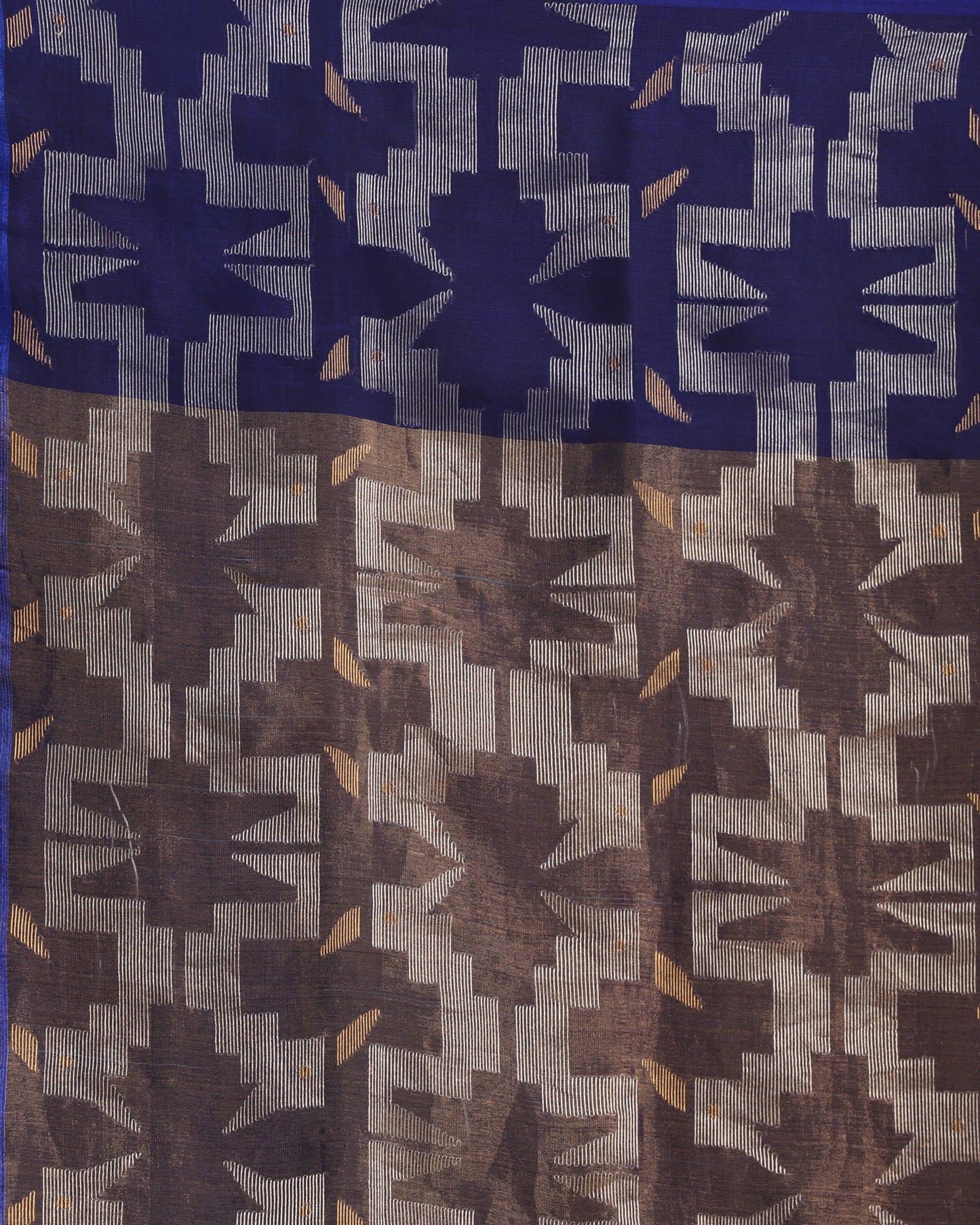 Women's Royel Blue Matka Silk Handloom Traditional Jamdani Saree
