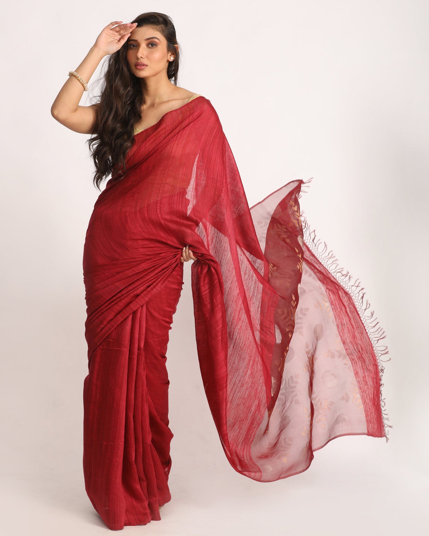 Women's Maroon Matka Silk Handloom Traditional Jamdani Saree