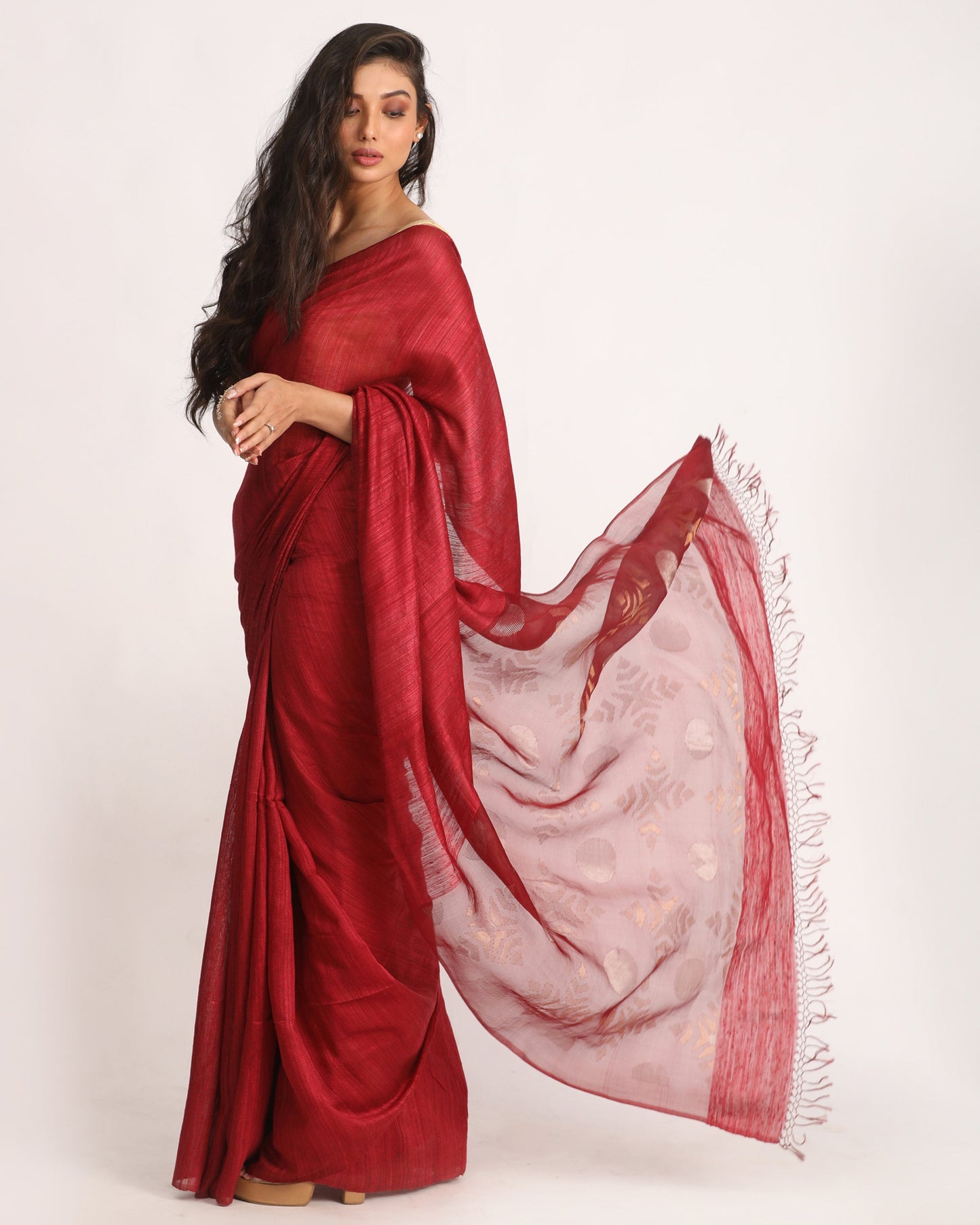 Women's Maroon Matka Silk Handloom Traditional Jamdani Saree