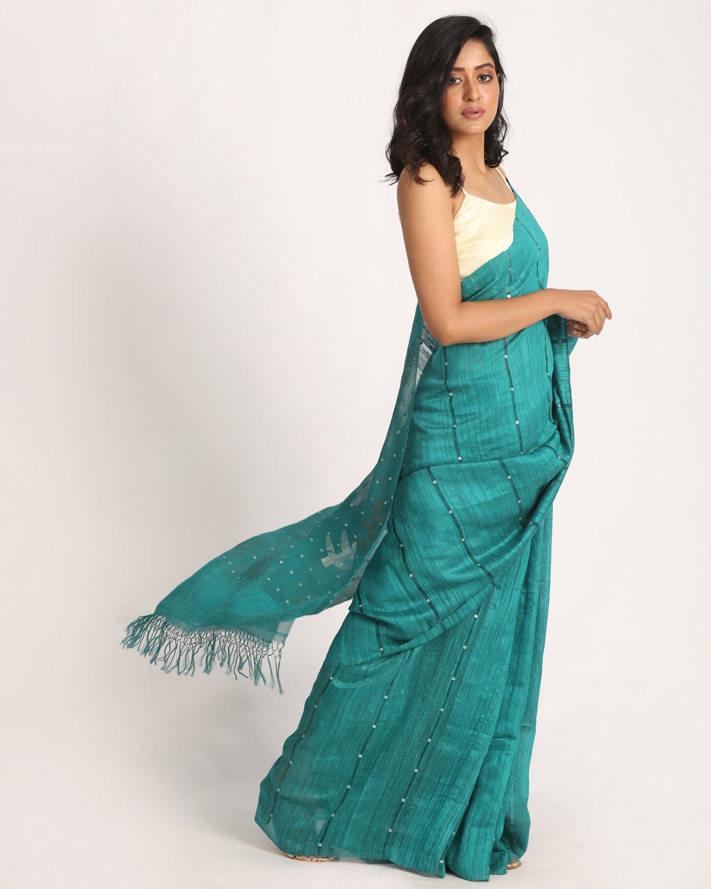 Women's Teal Matka Silk Handloom Traditional Sequin Jamdani Saree