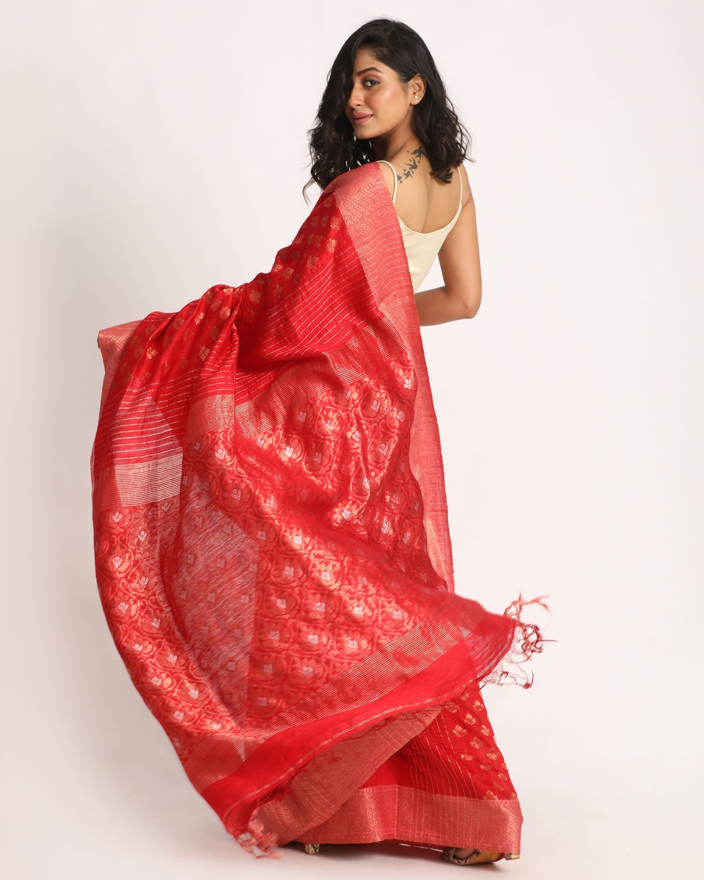 Women's Red Handloom Traditional Tangail Matka Silk Saree
