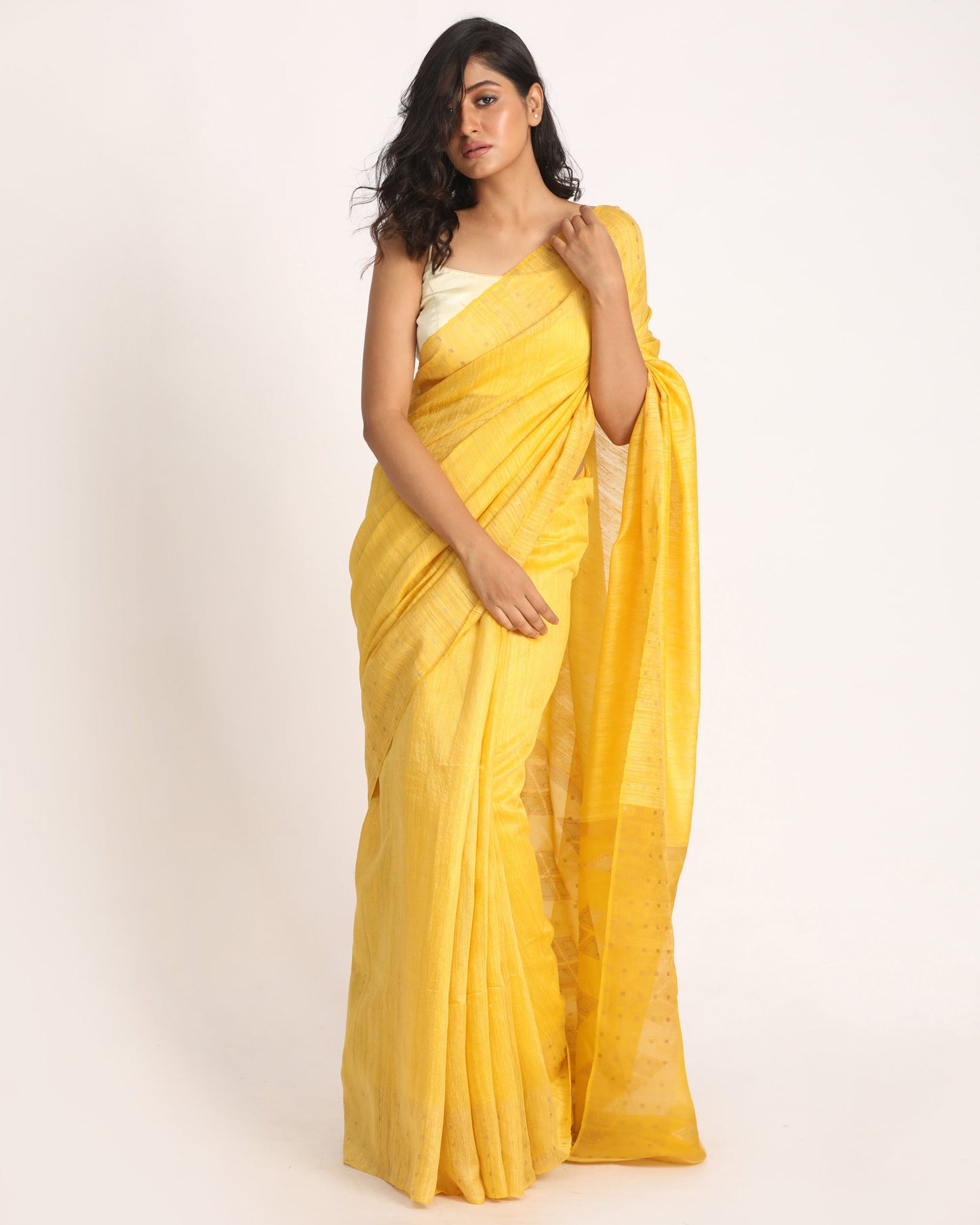 Women's Yellow Matka Silk Handloom Traditional Jamdani Saree