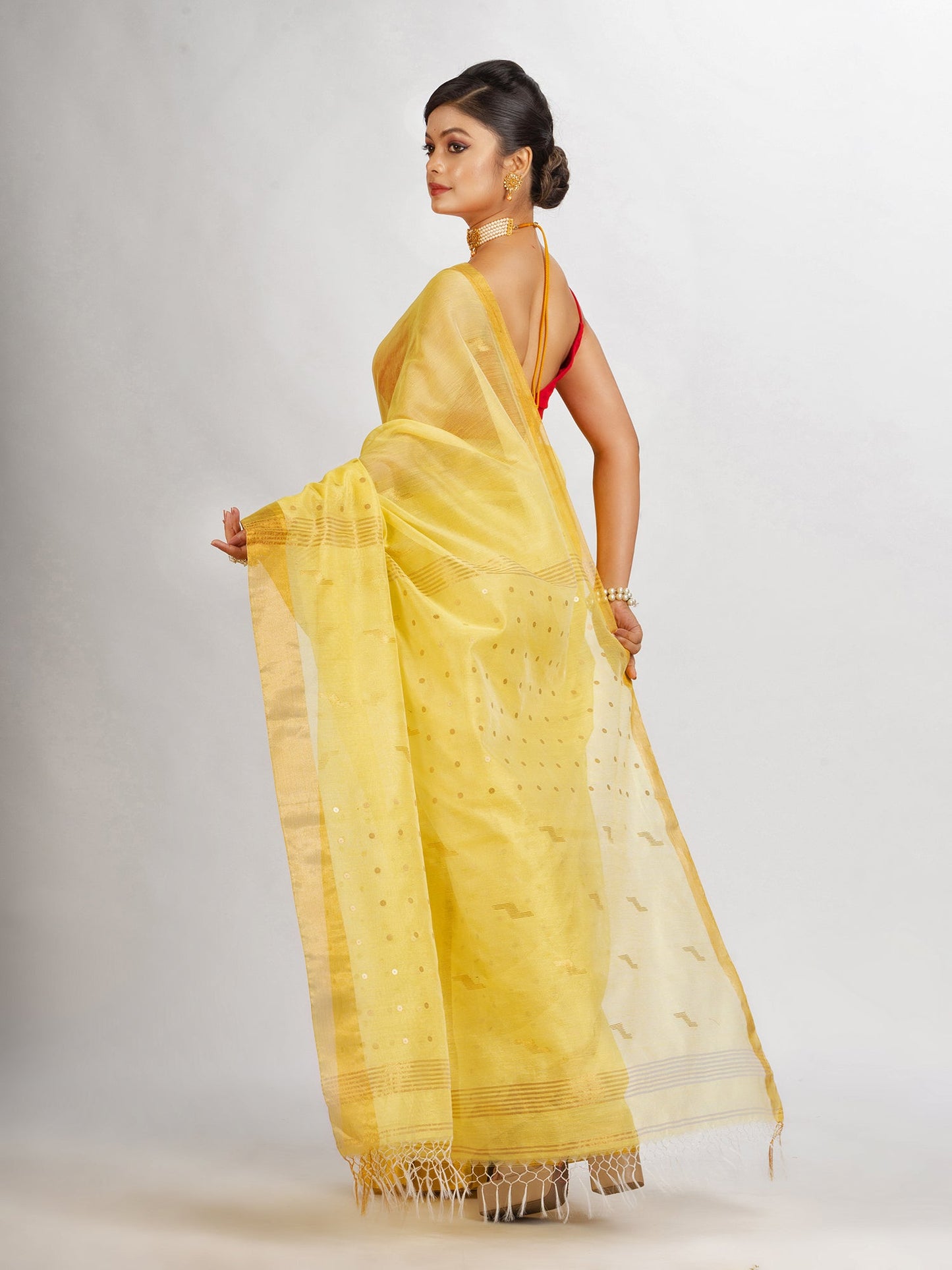 Women's Yollow Silk Cotton Pocket Chumki Jamdani handloom saree