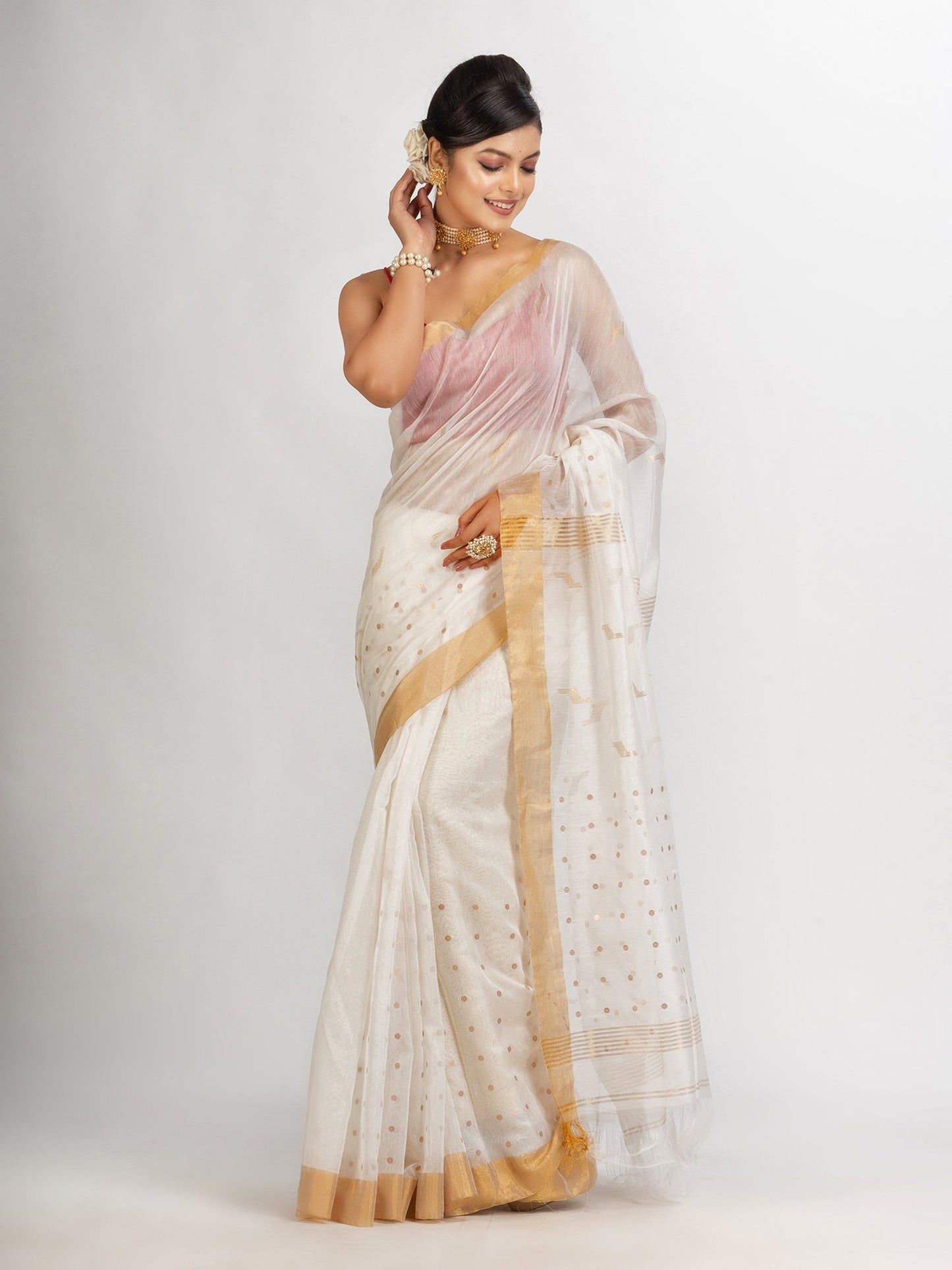 Women's White Silk Cotton Pocket Chumki Jamdani handloom saree
