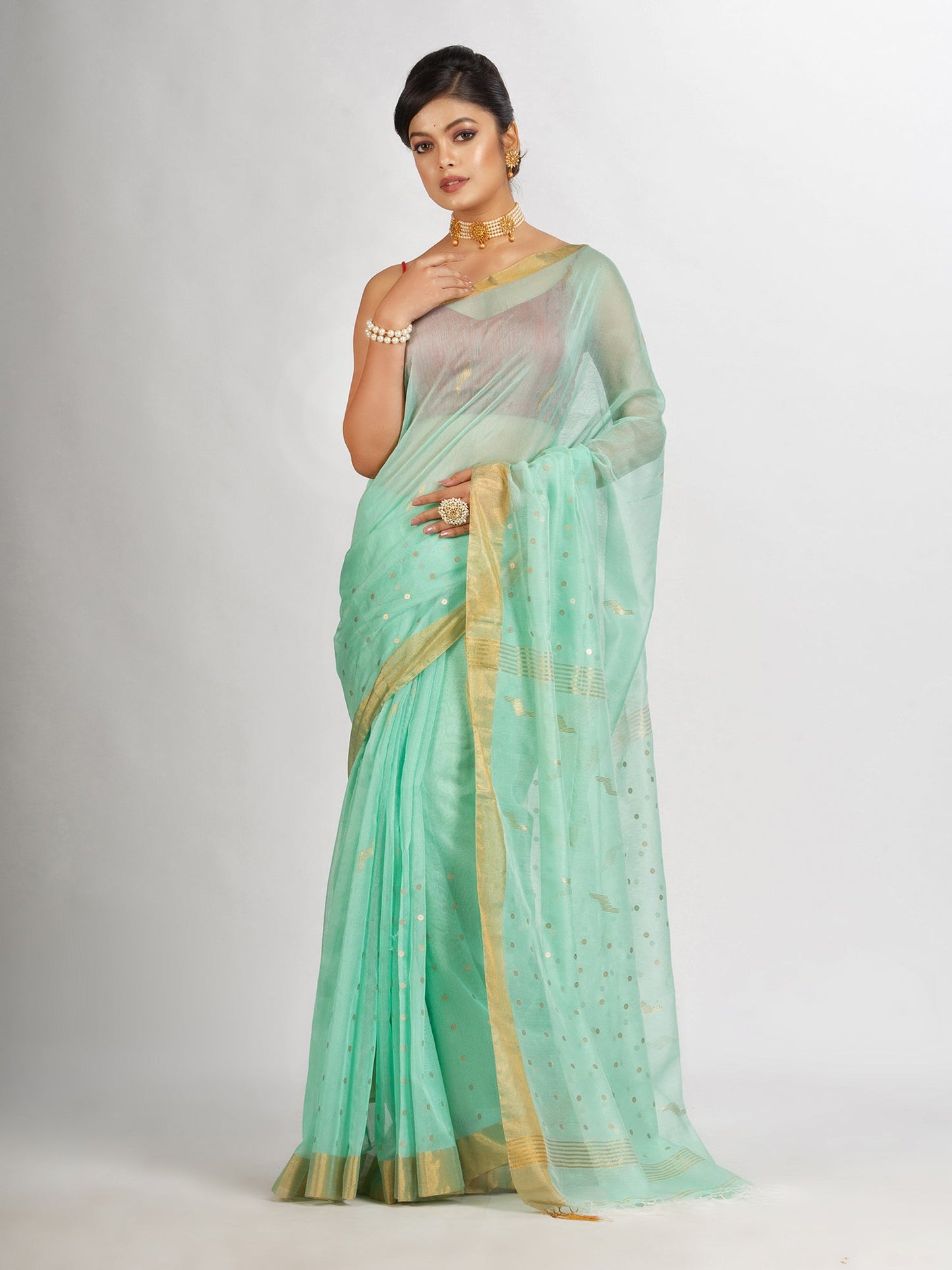 Women's Pastel Green Silk Cotton Pocket Chumki Jamdani handloom saree