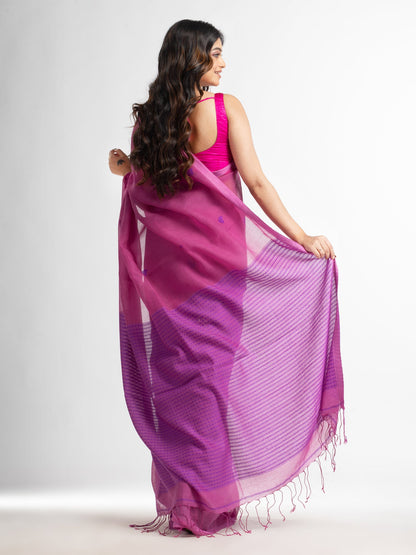 Women's Magenta resham cotton kota check all over Buti jacquqrd Pallu handwoven saree