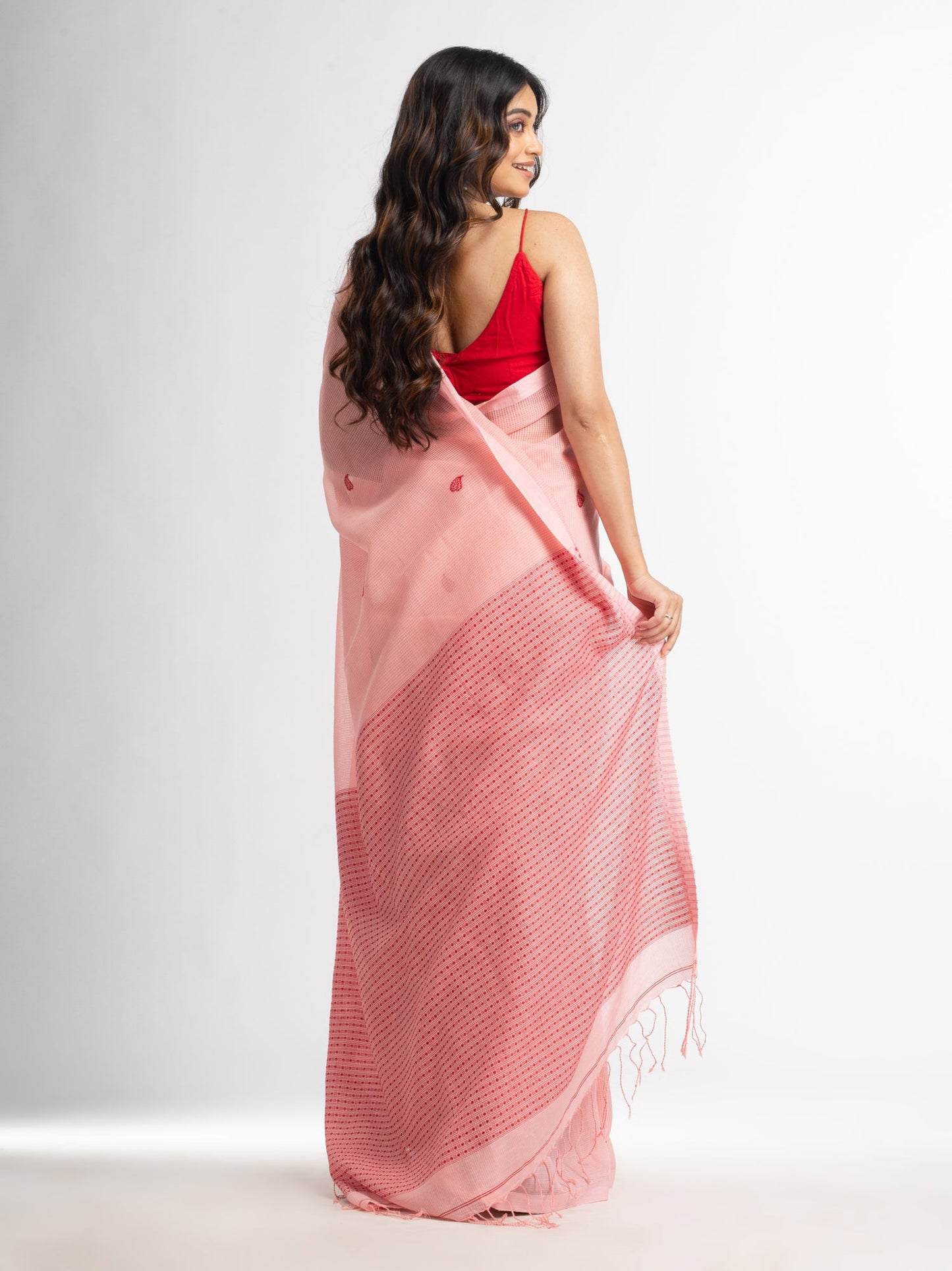 Women's Pink salt resham cotton kota check all over Buti jacquqrd Pallu handwoven saree
