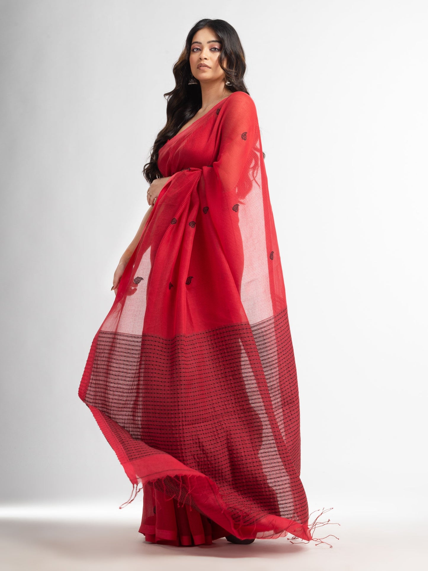 Women's Red resham cotton kota check all over Buti jacquqrd Pallu handwoven saree