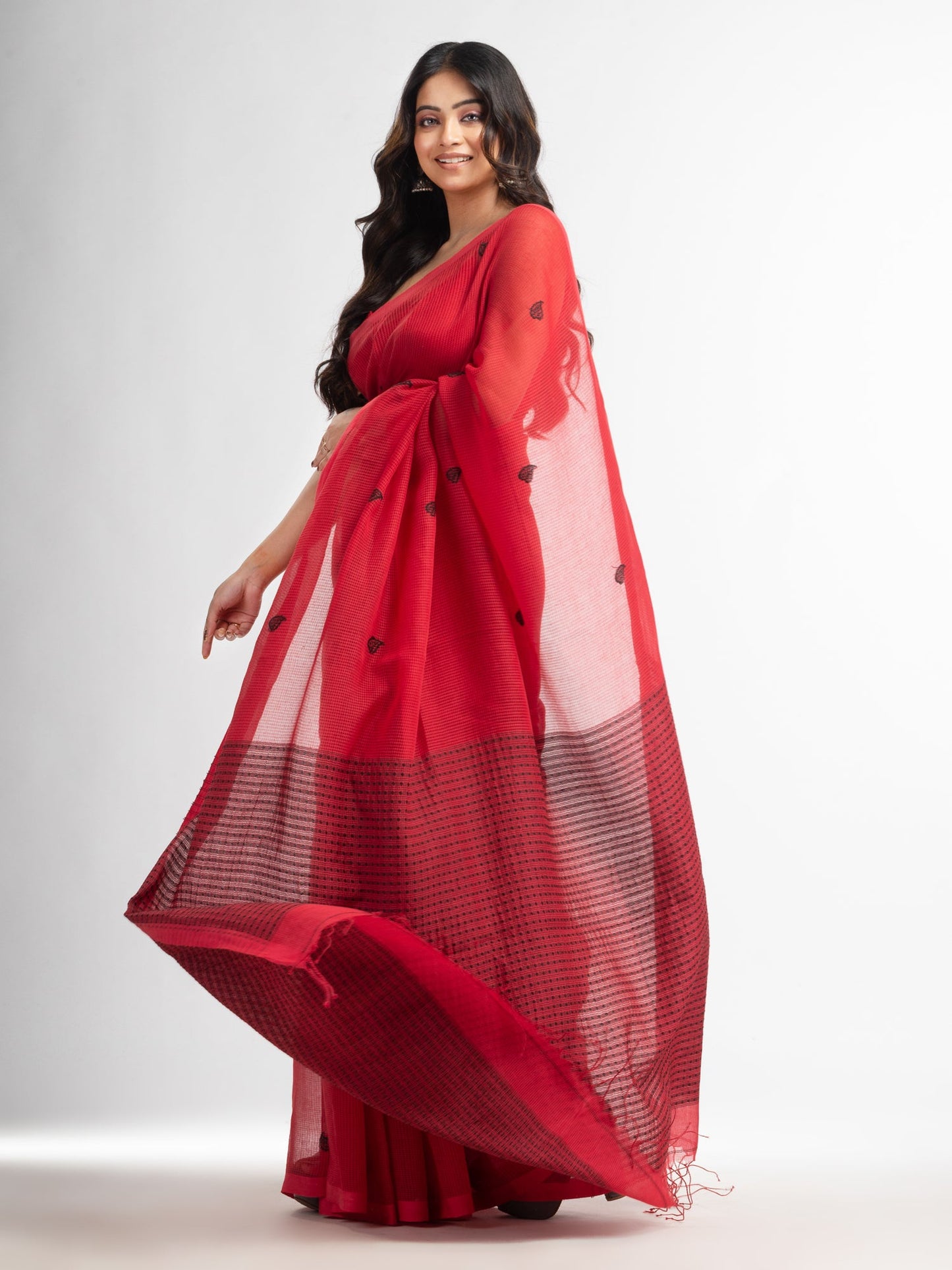 Women's Red resham cotton kota check all over Buti jacquqrd Pallu handwoven saree